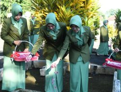 Persit Kodim 0822 Gelar Ziarah di TMP Bondowoso, Hormati Jasa Pahlawan di HUT ke-80