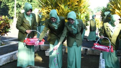 Persit Kodim 0822 Gelar Ziarah di TMP Bondowoso, Hormati Jasa Pahlawan di HUT ke-80