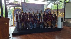 19 Santri SIBS Bondowoso Resmi Diwisuda, Cetak Generasi Qur’ani Berakhlak dan Mendunia