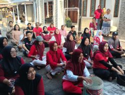 Seru..! Estafet Memindahkan Air di SPPG Cermee 01 Warnai Semarak HUT RI ke-81