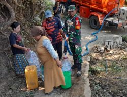 Musim Kemarau, Kodim 0822 Kirim Air Bersih