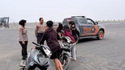 Polres Probolinggo Imbau Wisatawan Patuhi Penutupan Kawasan TNBTS Akibat Karhutla di Bromo