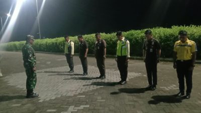 Patroli Sambil Bina Security, Babinsa Nangkaan Perkuat Kesiapsiagaan di City Mall