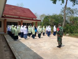 Tanamkan Jiwa Nasionalisme dan Cegah Bullying, Babinsa Koramil 0822/02 Curahdami Edukasi Siswa MTs dan SMKS Az-Zahro