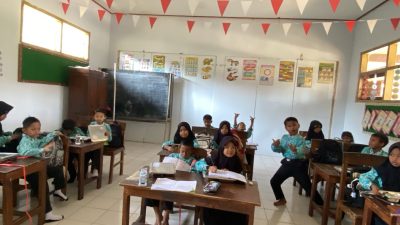 Siswa SDN Kalitapen 1 Nikmati MBG dari SPPG Pesantren Nurul Ulum Cindogo